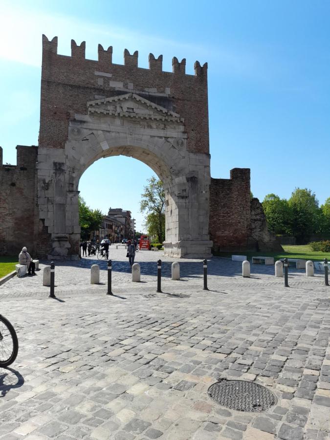 Appartamento Vista Mare Viserbella, Vicissimo Alla Fiera 리미니 외부 사진